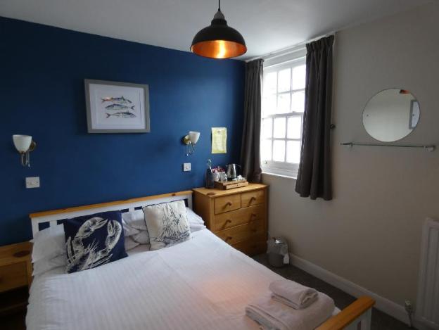 the sloop inn