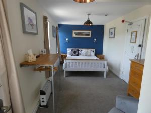 the sloop inn