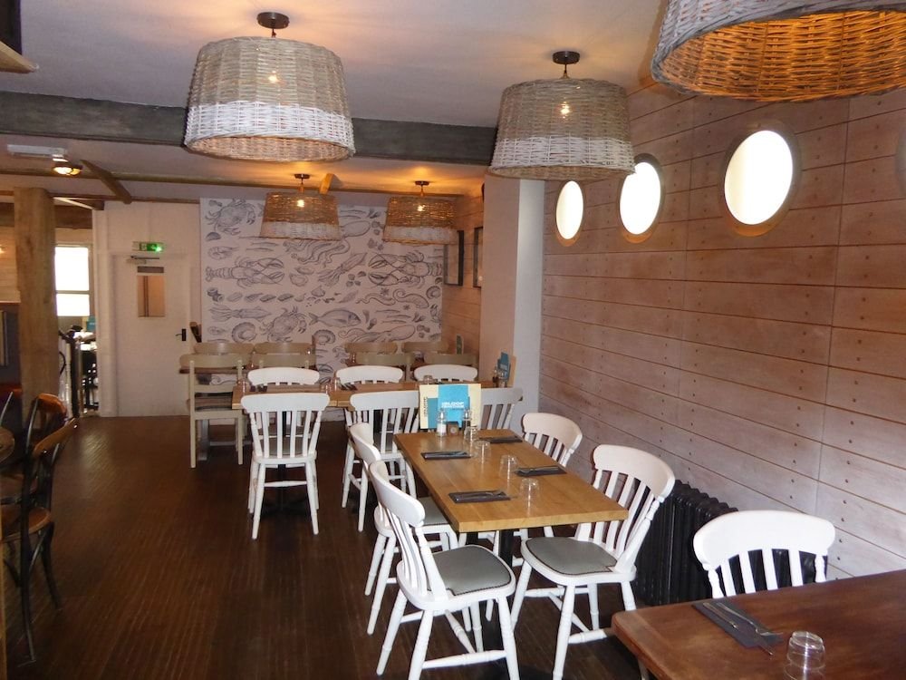 the sloop inn