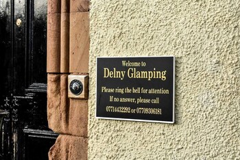 delny glamping