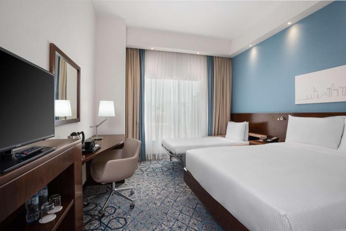 hampton by hilton dubai al barsha