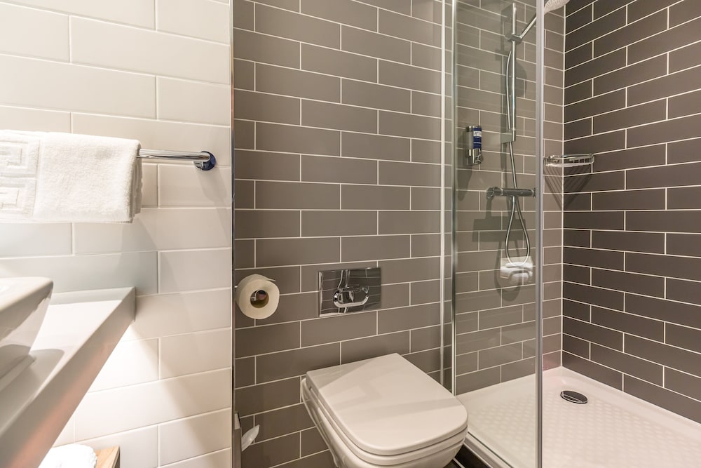 holiday inn express bodmin victoria junction an ihg hotel