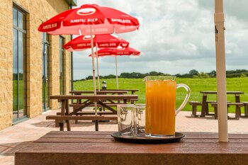 holiday inn express bodmin victoria junction an ihg hotel