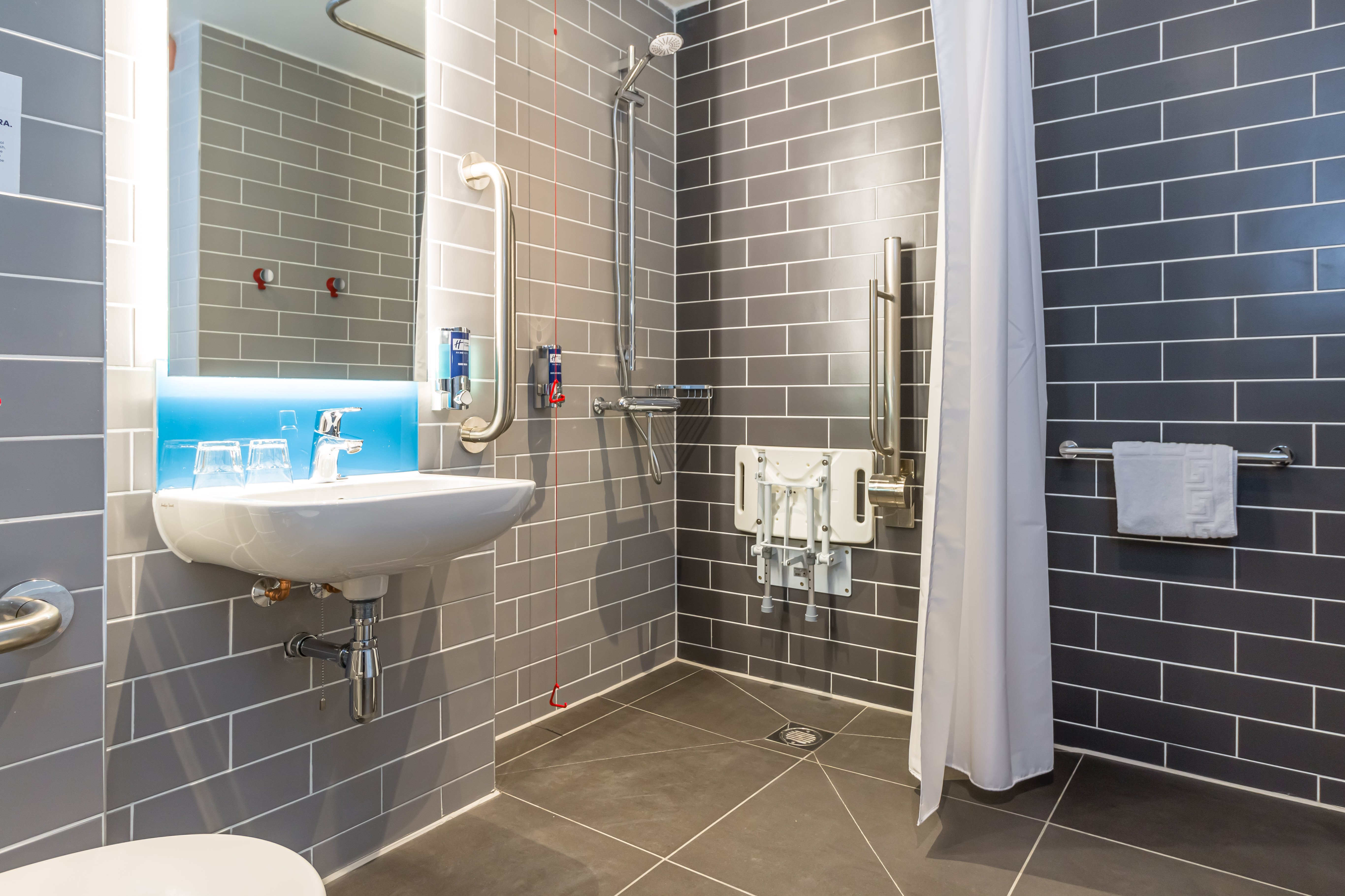 holiday inn express bodmin victoria junction an ihg hotel