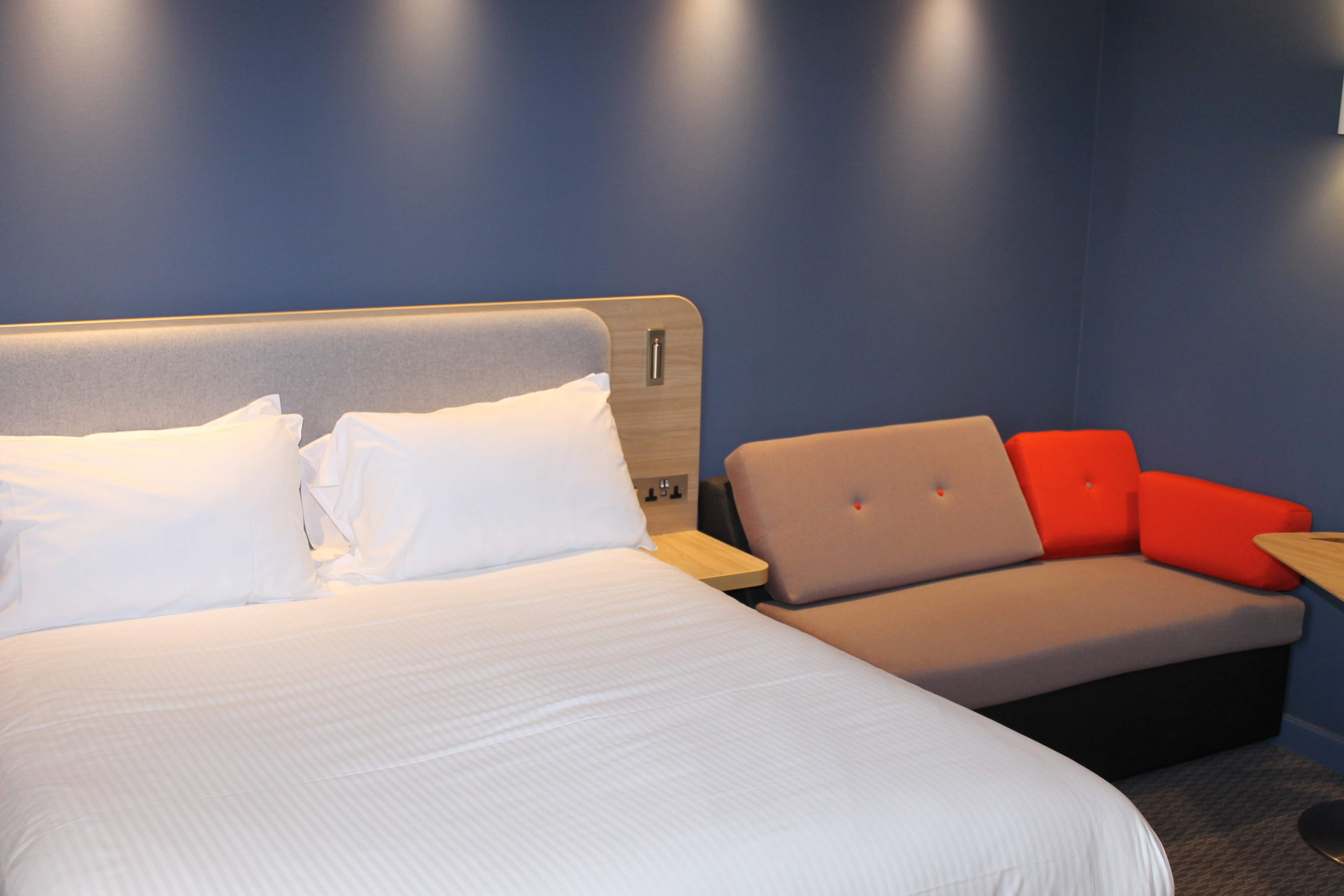 holiday inn express bodmin victoria junction an ihg hotel