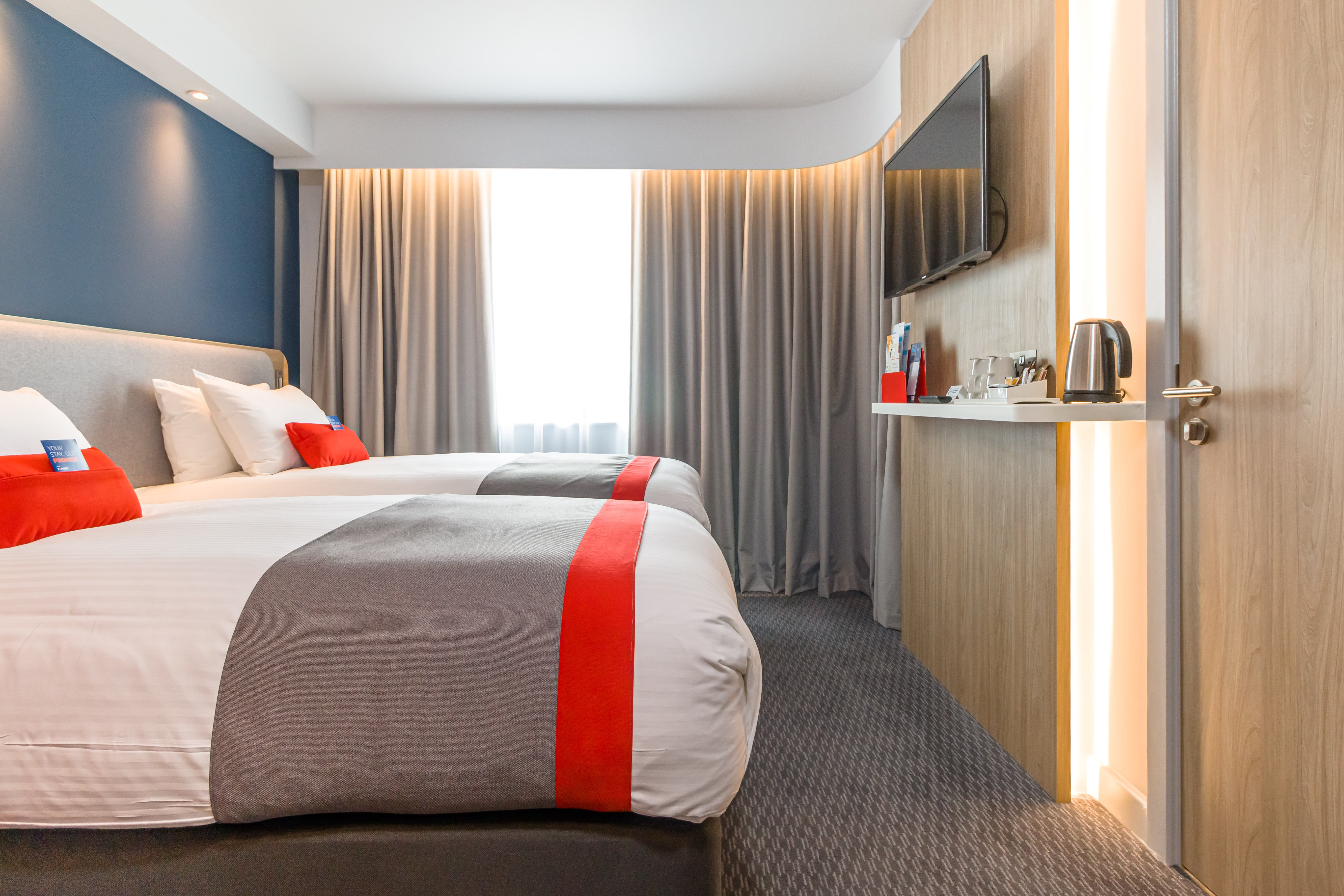holiday inn express bodmin victoria junction an ihg hotel