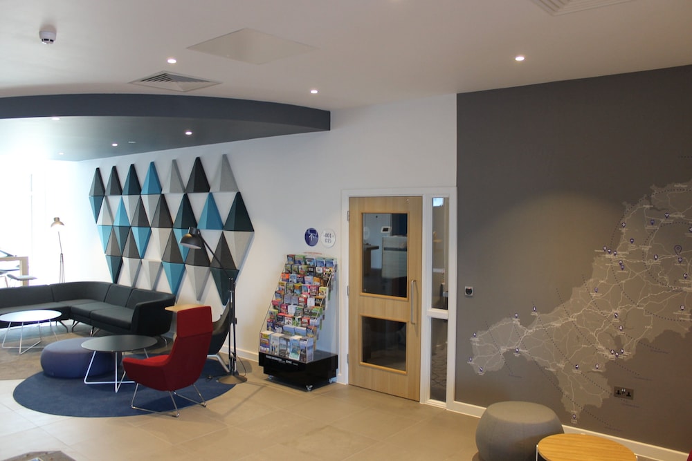 holiday inn express bodmin victoria junction an ihg hotel