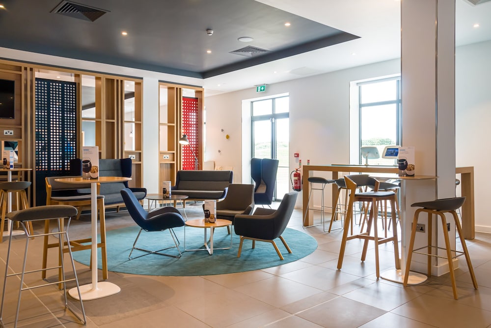 holiday inn express bodmin victoria junction an ihg hotel