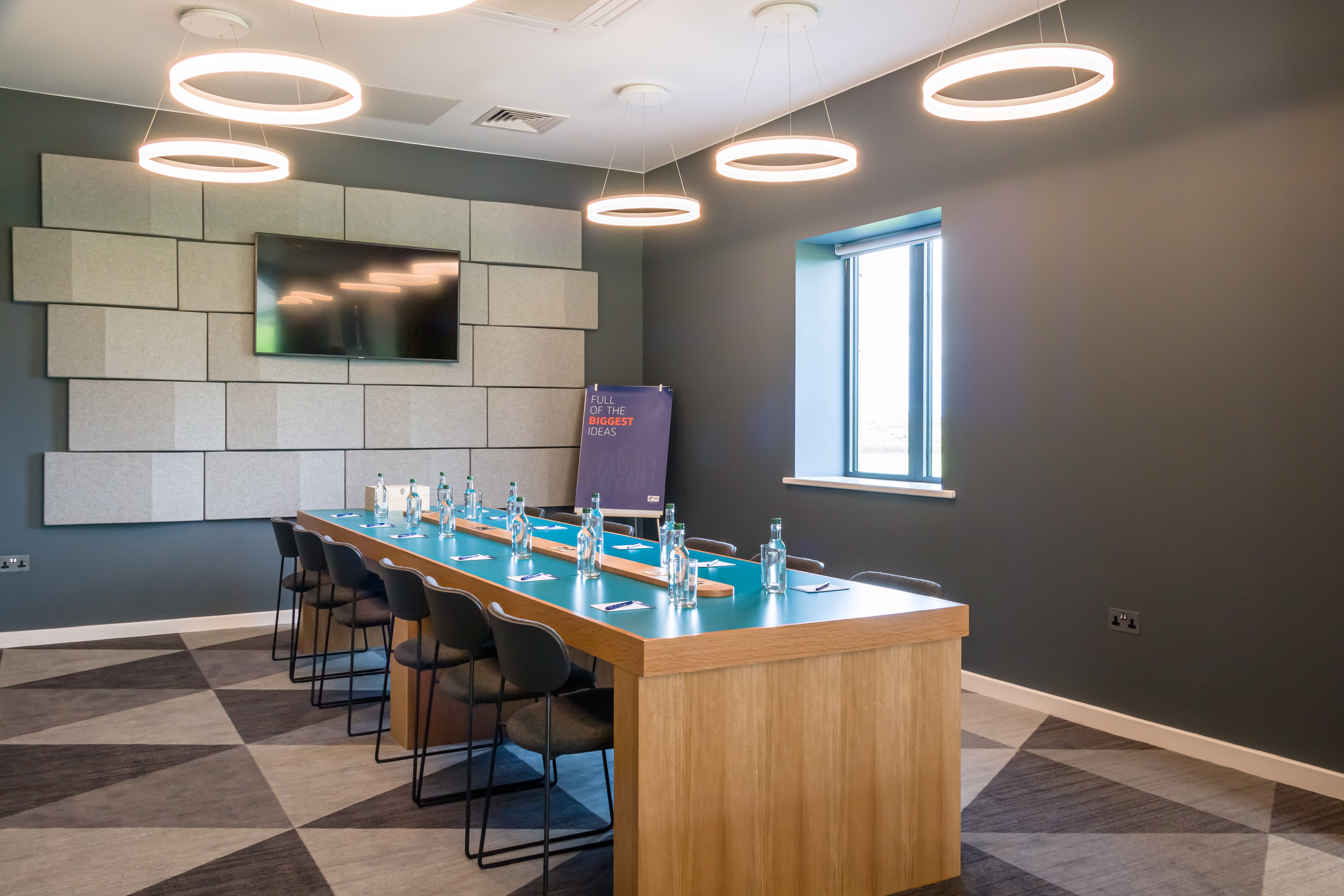 holiday inn express bodmin victoria junction an ihg hotel