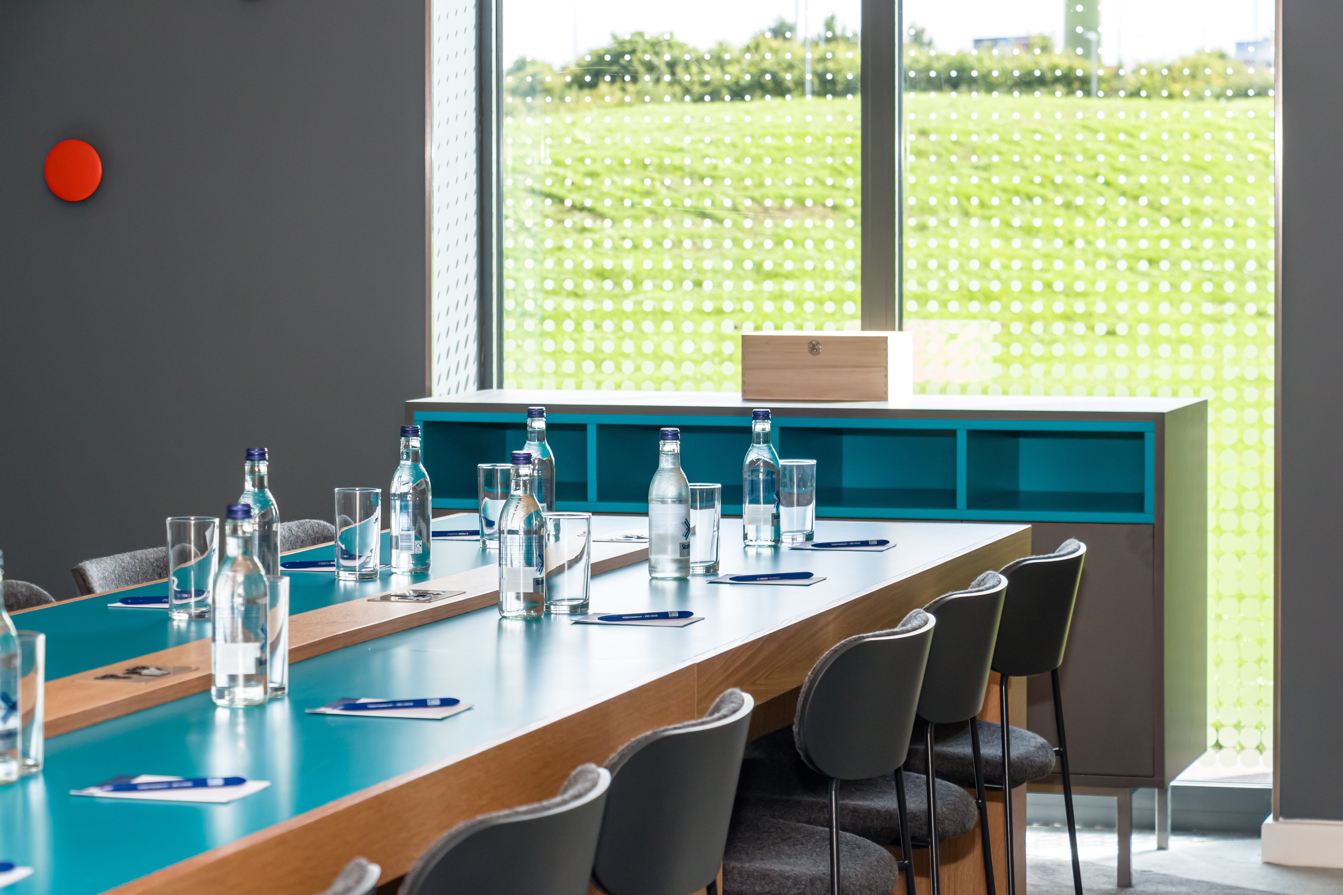holiday inn express bodmin victoria junction an ihg hotel