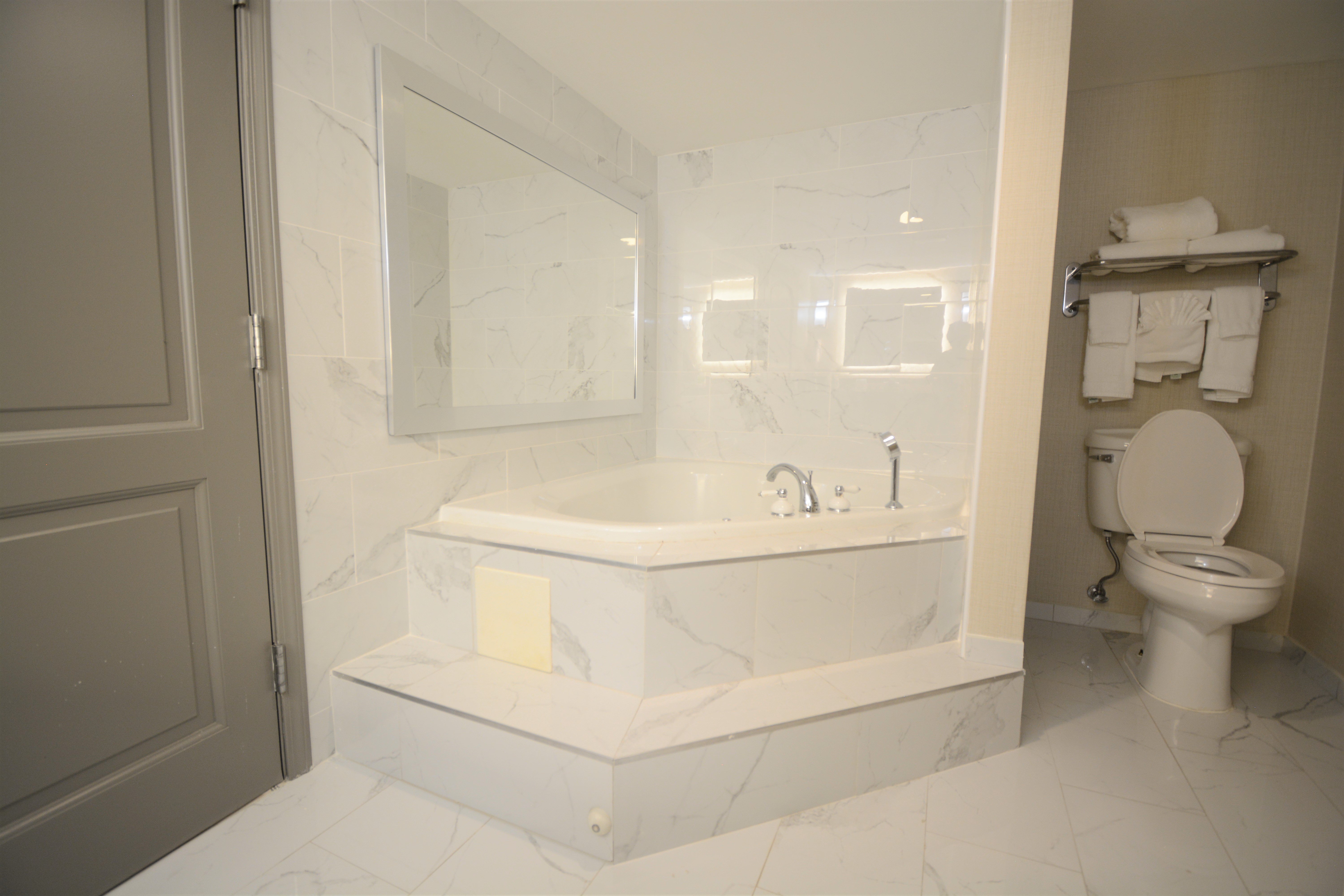 holiday inn hazlet by ihg