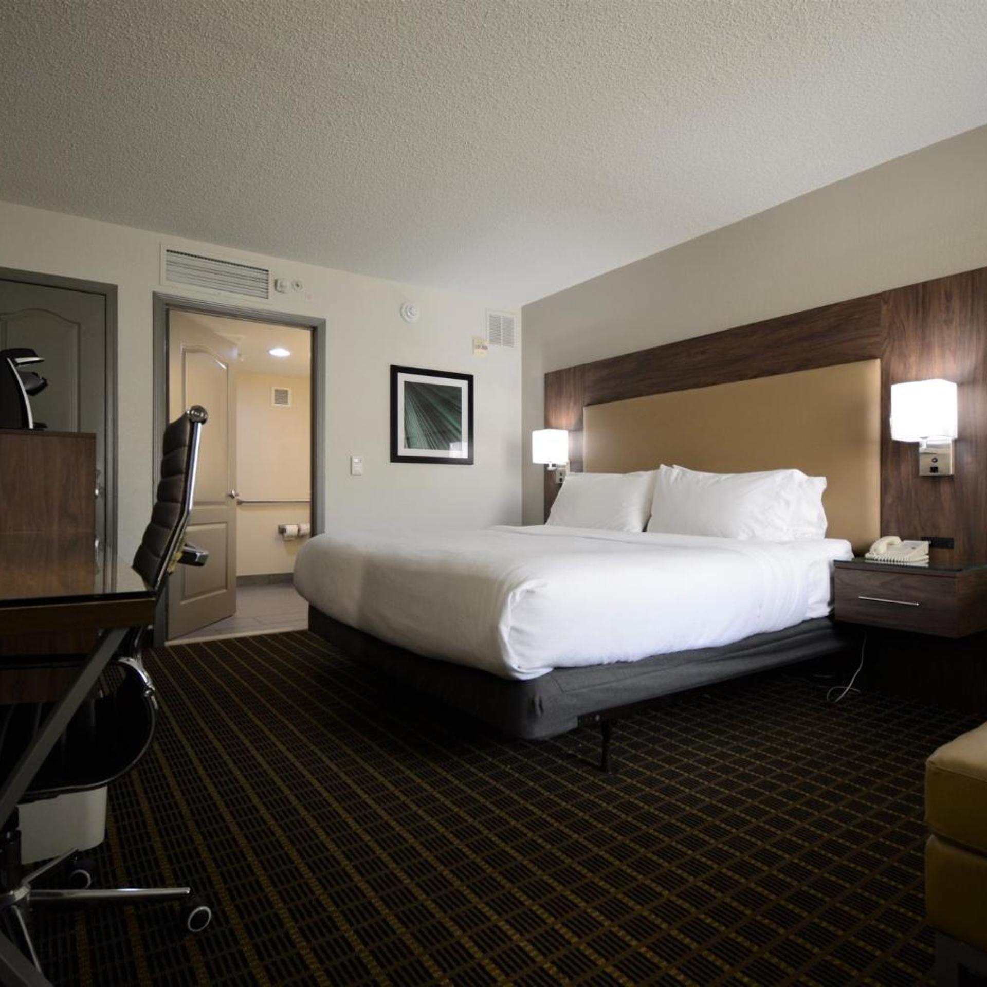 holiday inn hazlet by ihg