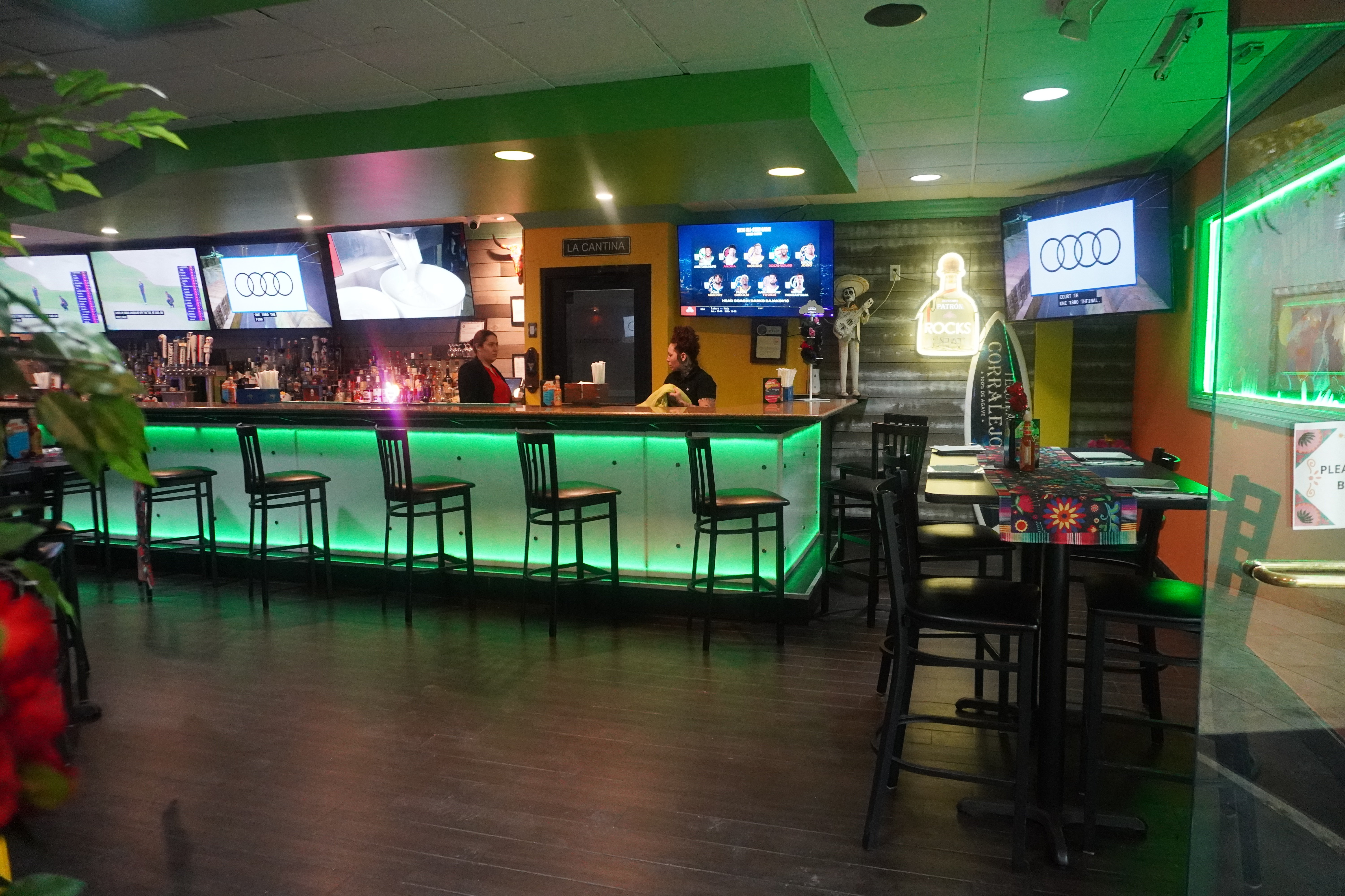 holiday inn hazlet by ihg