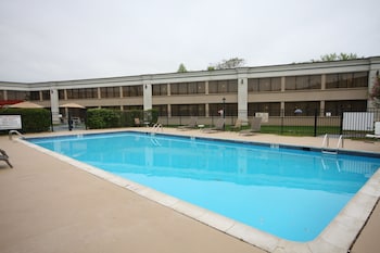 Holiday Inn Hazlet By Ihg,Keyport>>Hazlet,3 star