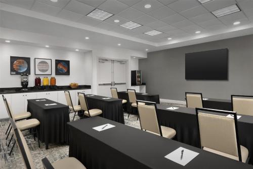 hilton garden inn huntsville space center
