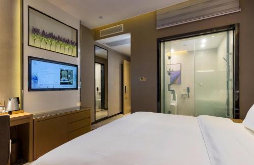 Lavande Hotel Guangzhou Sunac Cultural Tourism City Branch,,3 star