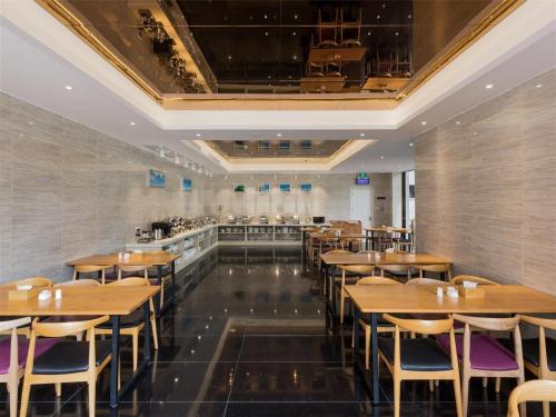 Lavande Hotel Guangzhou Sunac Cultural Tourism City Branch,,3 star