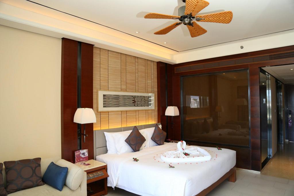 crowne plaza sanya city center by ihg