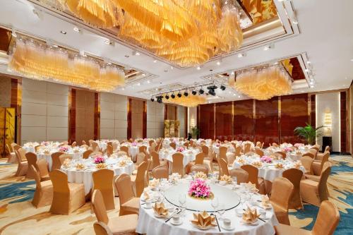 crowne plaza sanya city center by ihg