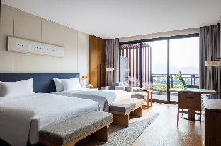 cordis dongqian lake ningbo