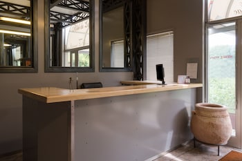 hotel du lac foix