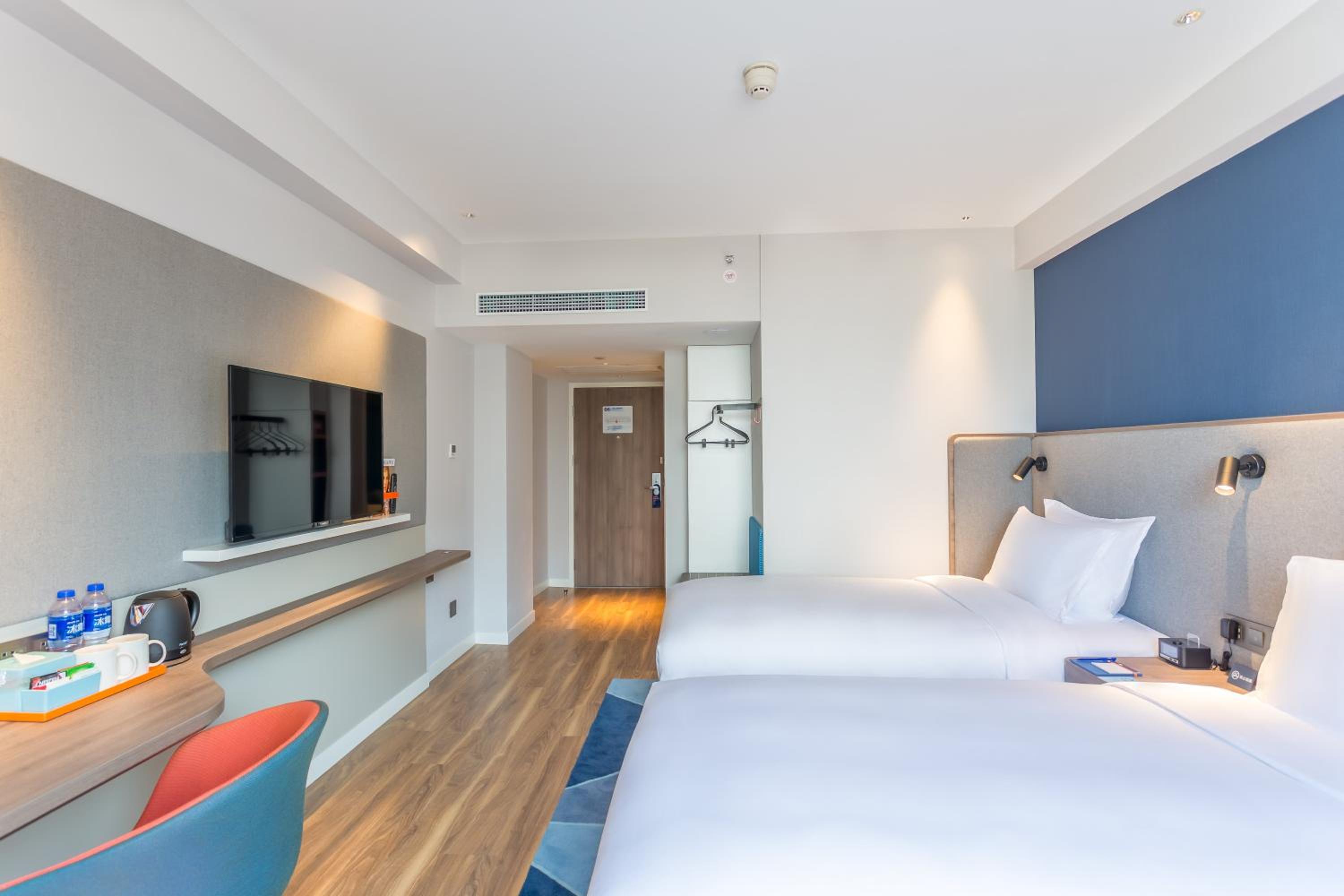 holiday inn express xian ancient town west an ihg hotel