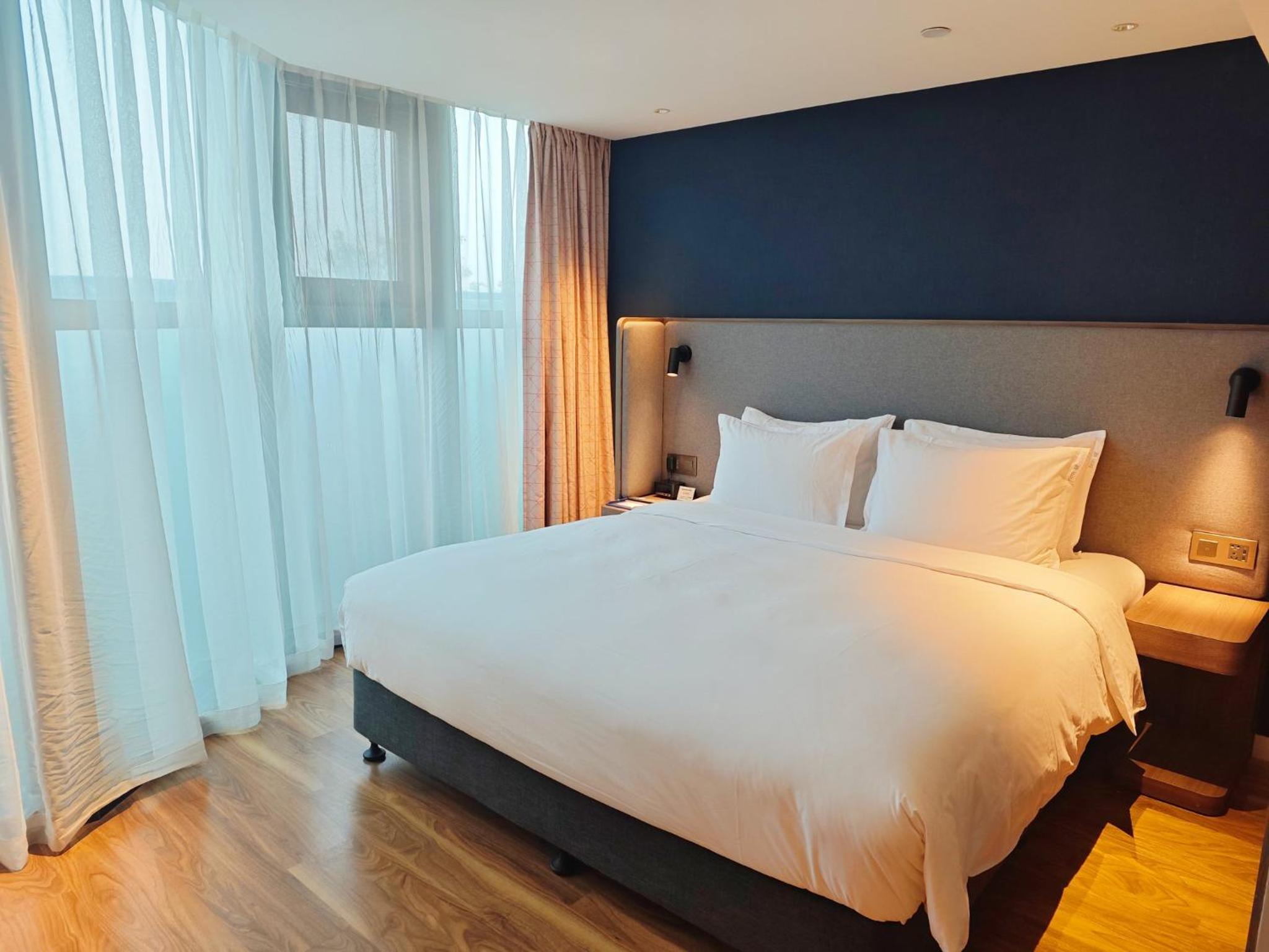 holiday inn express xian ancient town west an ihg hotel