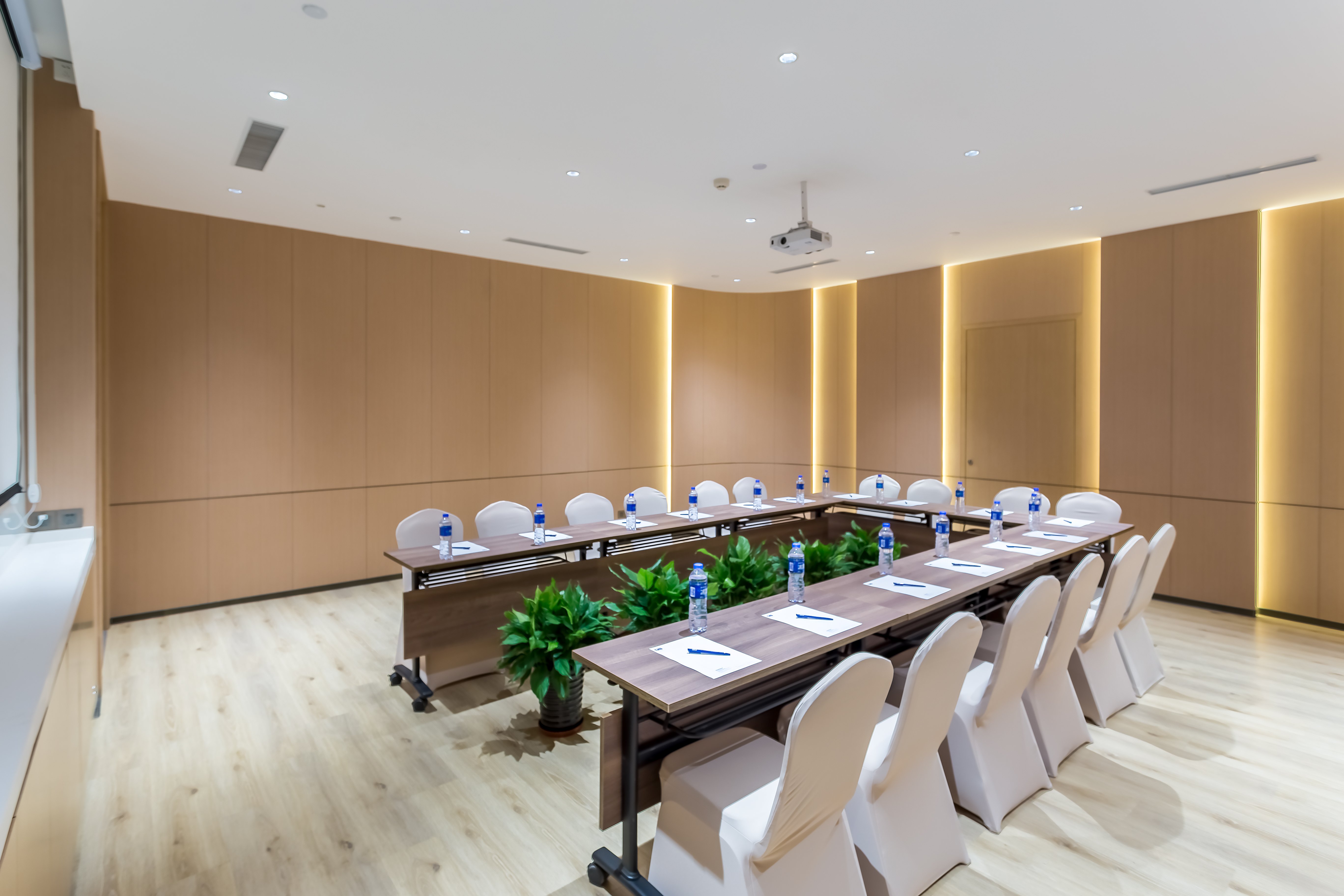holiday inn express xian ancient town west an ihg hotel