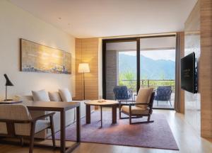 Conrad Hangzhou Tonglu,Tonglu>>Hangzhou,5 star