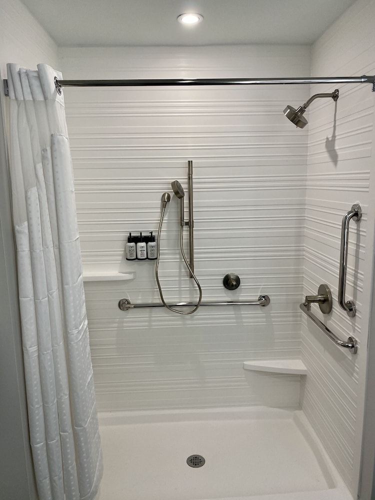 avid hotels beaumont an ihg hotel