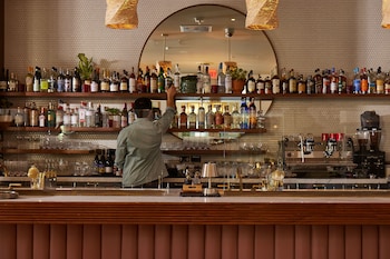 the hoxton downtown la