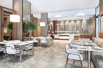 ac hotel by marriott houston downtown