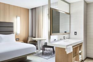ac hotel by marriott houston downtown