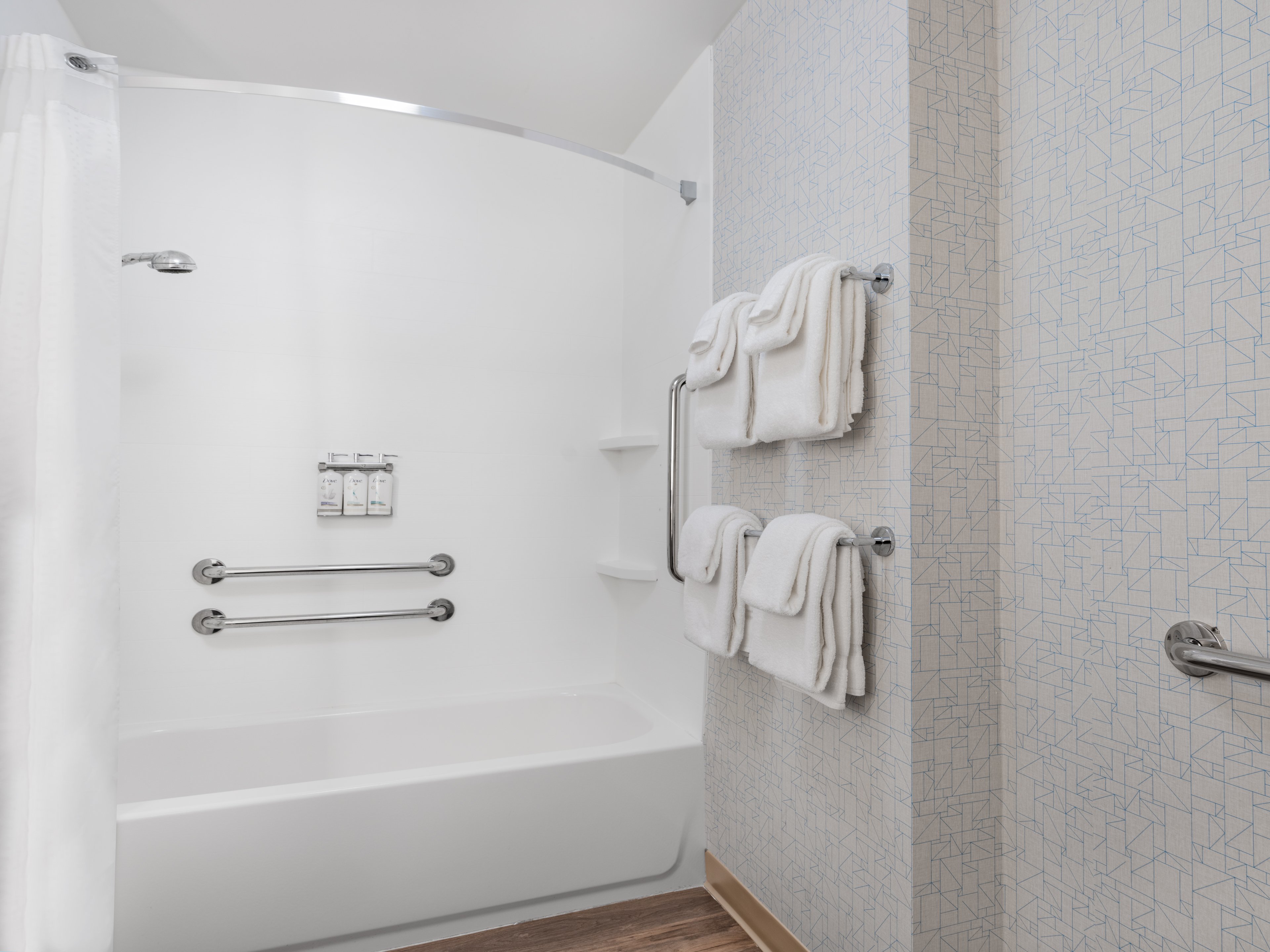 holiday inn express and suites ruskin an ihg hotel