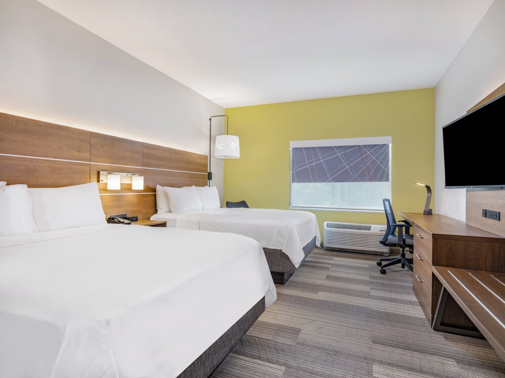 holiday inn express and suites ruskin an ihg hotel