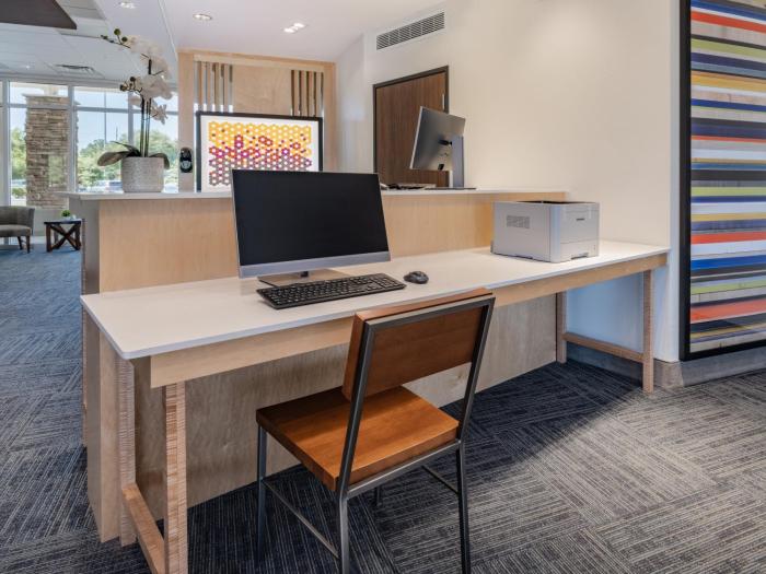 holiday inn express and suites ruskin an ihg hotel