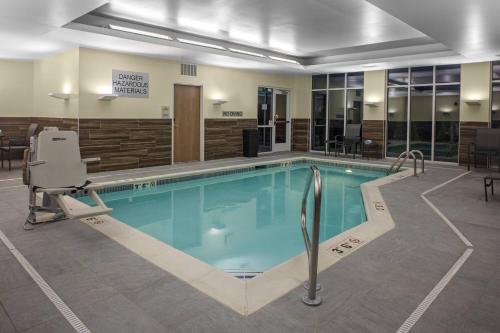 fairfield inn and suites by marriott indianapolis greenfield