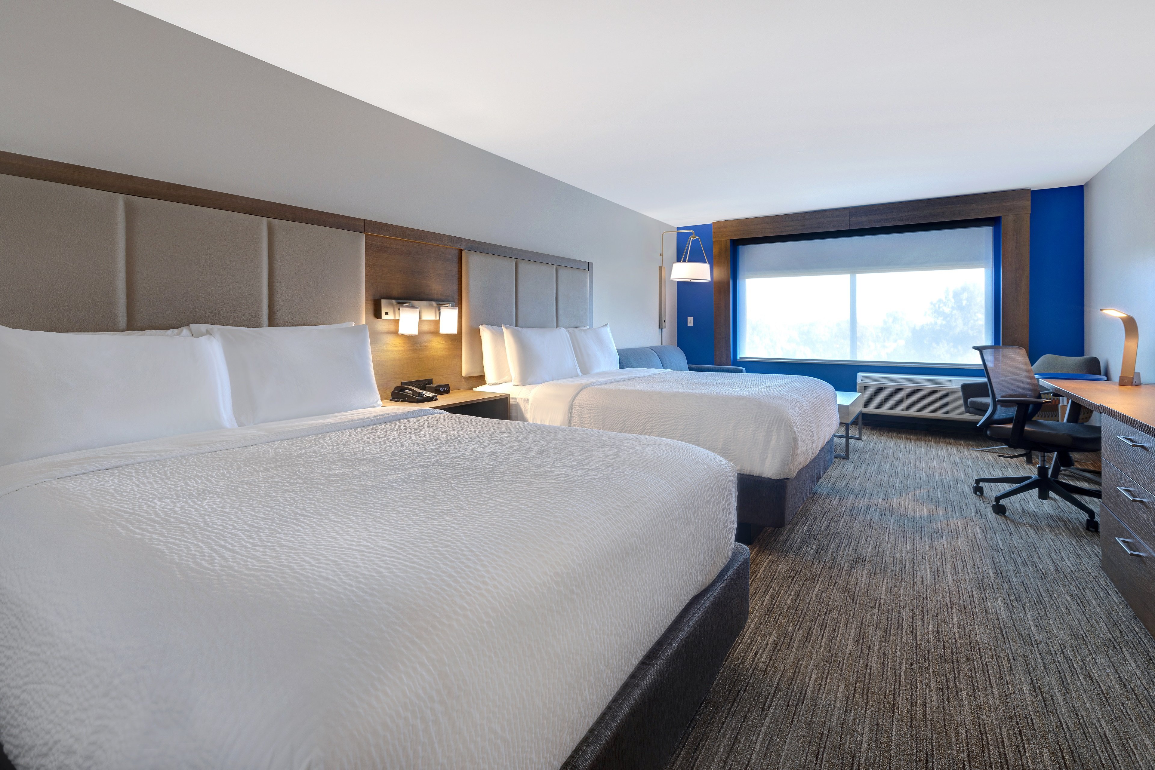 holiday inn exp and sts ann arbor university south