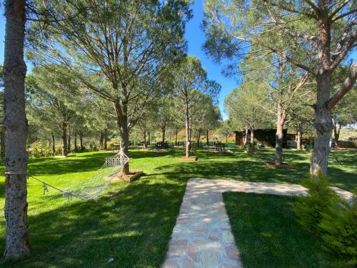 elyada otel ve bag evi