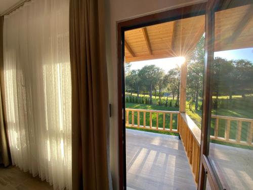 elyada otel ve bag evi