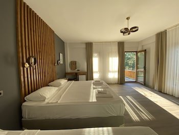 elyada otel ve bag evi