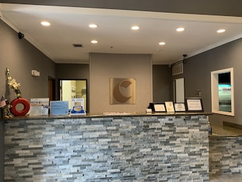 comfort inn and suites