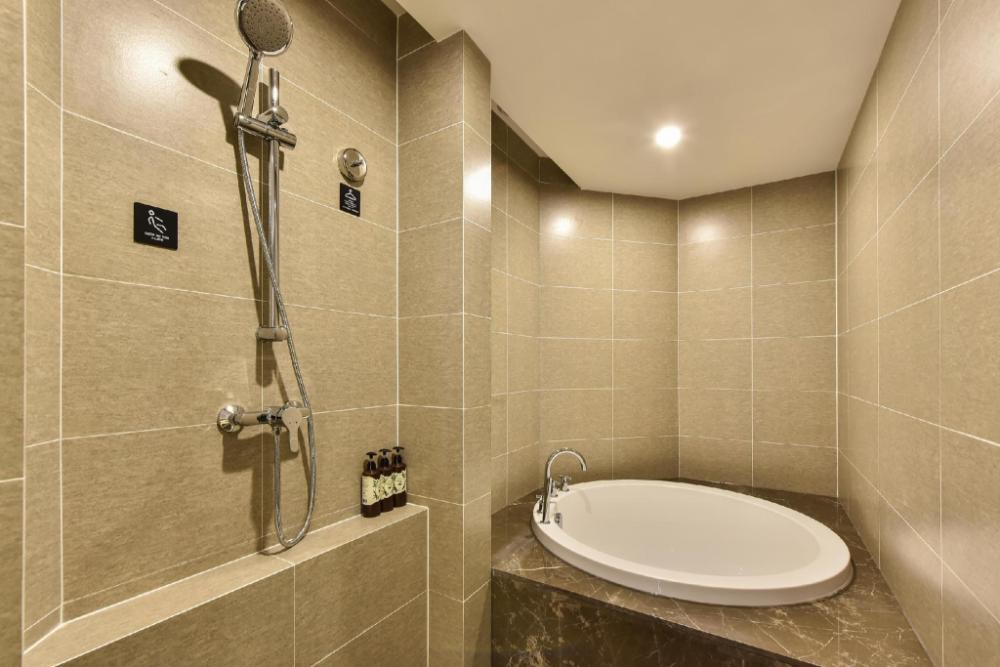 atour hotel tianjin binhai the first street