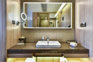 atour hotel tianjin binhai the first street