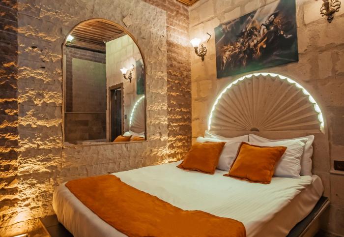 larissa cave hotel