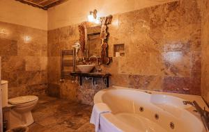larissa cave hotel