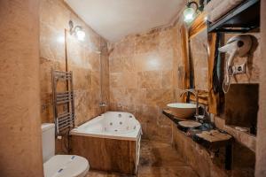 larissa cave hotel