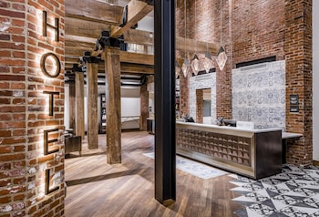 the wilbur lititz tapestry collection by hilton