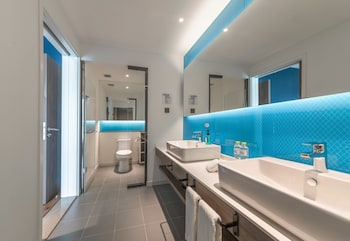 holiday inn express qingdao chengyang central an ihg hotel