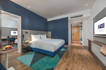 holiday inn express qingdao chengyang central an ihg hotel